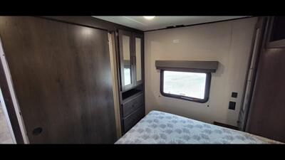 2023 GRAND DESIGN TRANSCEND 315 BH   - Photo 41 - Aurora, MO 65605