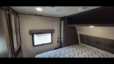 2023 GRAND DESIGN TRANSCEND 315 BH   - Photo 40 - Aurora, MO 65605