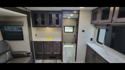 2023 GRAND DESIGN TRANSCEND 315 BH   - Photo 25 - Aurora, MO 65605