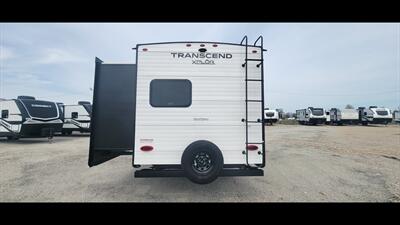 2023 GRAND DESIGN TRANSCEND 315 BH   - Photo 7 - Aurora, MO 65605