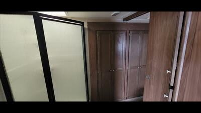 2017 HEARTLAND PROWLER 29RKS   - Photo 13 - Aurora, MO 65605