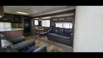 2017 HEARTLAND PROWLER 29RKS   - Photo 5 - Aurora, MO 65605