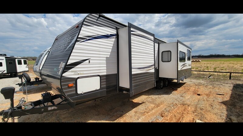 2017 HEARTLAND PROWLER 29RKS  