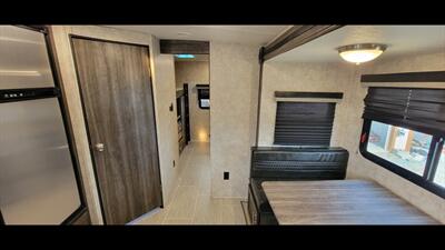 2018 HIGHLAND RIDGE MESA RIDGE 3310BH   - Photo 22 - Aurora, MO 65605