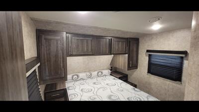 2018 HIGHLAND RIDGE MESA RIDGE 3310BH   - Photo 49 - Aurora, MO 65605