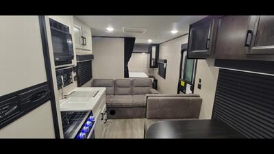 2022 JAYCO JAYFLIGHT 264BH   - Photo 12 - Aurora, MO 65605