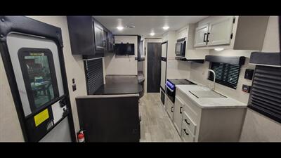 2022 JAYCO JAYFLIGHT 264BH   - Photo 11 - Aurora, MO 65605