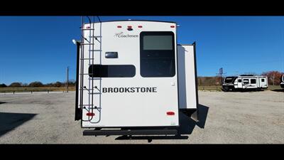 2022 COACHMEN BROOKSTONE 374RK   - Photo 9 - Aurora, MO 65605