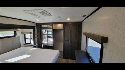 2022 COACHMEN BROOKSTONE 374RK   - Photo 51 - Aurora, MO 65605