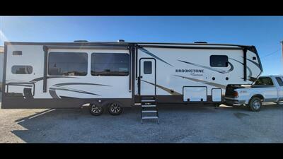 2022 COACHMEN BROOKSTONE 374RK   - Photo 3 - Aurora, MO 65605