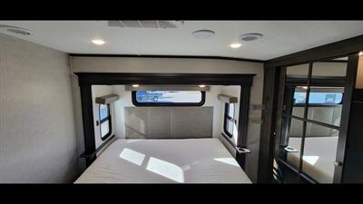 2022 COACHMEN BROOKSTONE 374RK   - Photo 55 - Aurora, MO 65605