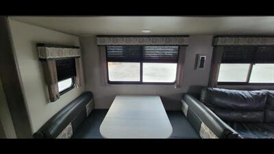 2022 FOREST RIVER CATALINA 283RKS - Photo 20 - Aurora, MO 65605