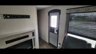 2022 FOREST RIVER CATALINA 283RKS - Photo 13 - Aurora, MO 65605