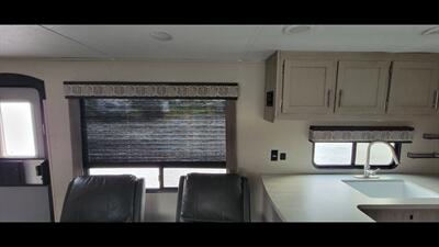 2022 FOREST RIVER CATALINA 283RKS - Photo 26 - Aurora, MO 65605