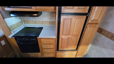 2006 HEARTLAND BIG HORN 3600RL   - Photo 14 - Aurora, MO 65605