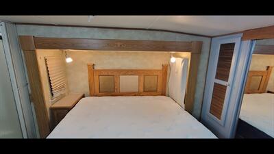 2006 HEARTLAND BIG HORN 3600RL   - Photo 25 - Aurora, MO 65605