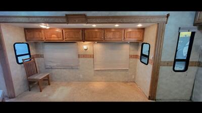 2006 HEARTLAND BIG HORN 3600RL   - Photo 21 - Aurora, MO 65605