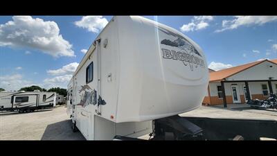 2006 HEARTLAND BIG HORN 3600RL   - Photo 2 - Aurora, MO 65605