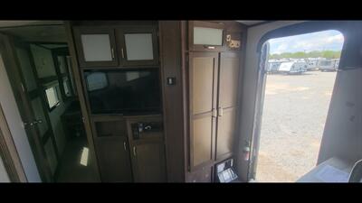 2020 KEYSTONE PASSPORT 3351 BH - Photo 8 - Aurora, MO 65605