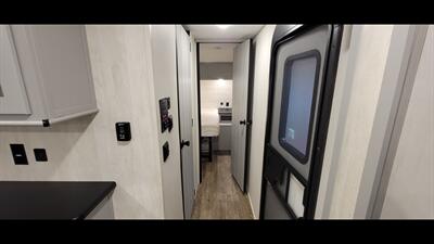 2022 FOREST RIVER VIBE 28RL   - Photo 31 - Aurora, MO 65605