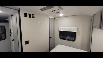 2022 FOREST RIVER VIBE 28RL   - Photo 40 - Aurora, MO 65605