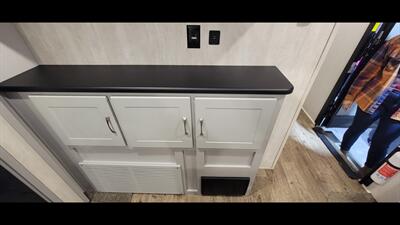 2022 FOREST RIVER VIBE 28RL   - Photo 19 - Aurora, MO 65605