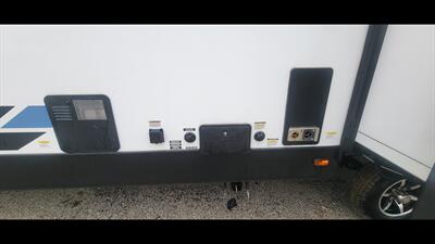 2022 FOREST RIVER VIBE 28RL   - Photo 14 - Aurora, MO 65605