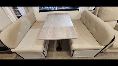 2022 FOREST RIVER VIBE 28RL   - Photo 29 - Aurora, MO 65605