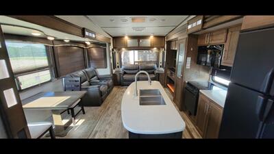 2019 KEYSTONE COUGAR 344MKS   - Photo 12 - Aurora, MO 65605