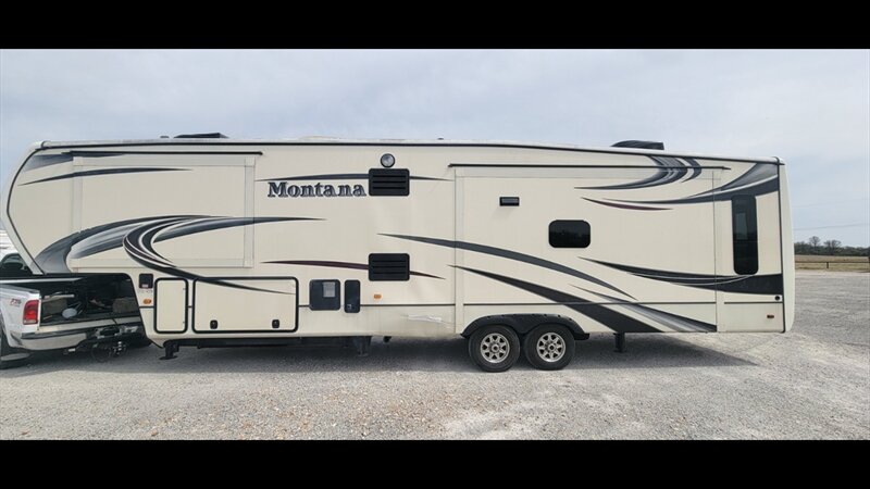 2014 KEYSTONE MONTANA 3582 RL  