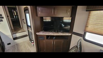 2018 KZ SPORTSMEN 293RL - Photo 27 - Aurora, MO 65605