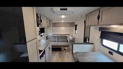 2024 FOREST RIVER VIKING 26BH   - Photo 13 - Aurora, MO 65605