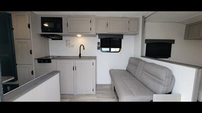 2024 FOREST RIVER VIKING 26BH   - Photo 11 - Aurora, MO 65605