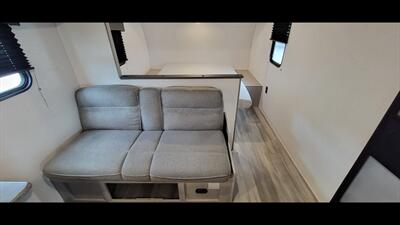 2024 FOREST RIVER VIKING 26BH   - Photo 15 - Aurora, MO 65605