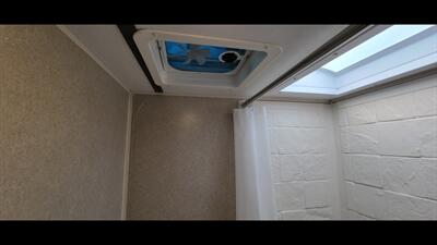 2022 SUNSET PARK SUN LIGHT 18RD   - Photo 26 - Aurora, MO 65605
