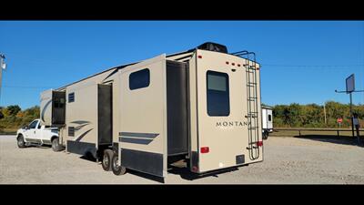 2018 KEYSTONE MONTANA 364BH - Photo 6 - Aurora, MO 65605