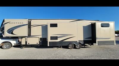 2018 KEYSTONE MONTANA 364BH - Photo 5 - Aurora, MO 65605