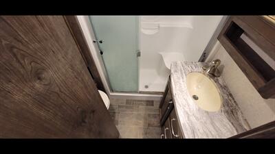 2018 KEYSTONE MONTANA 364BH - Photo 39 - Aurora, MO 65605