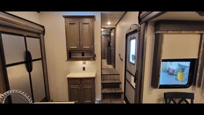 2018 KEYSTONE MONTANA 364BH - Photo 13 - Aurora, MO 65605