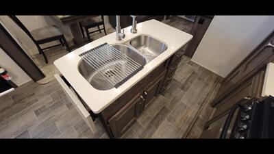 2018 KEYSTONE MONTANA 364BH - Photo 20 - Aurora, MO 65605