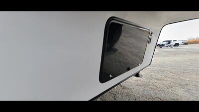 2017 CHEROKEE ARTIC WOLF 255DRL   - Photo 49 - Aurora, MO 65605