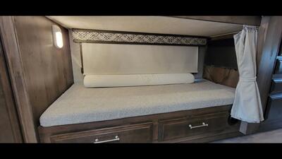 2022 Entegra Accolade 37L   - Photo 54 - Aurora, MO 65605