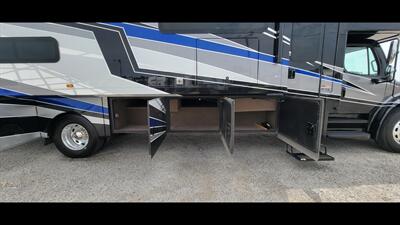 2022 Entegra Accolade 37L   - Photo 16 - Aurora, MO 65605