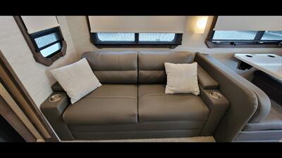 2022 Entegra Accolade 37L   - Photo 39 - Aurora, MO 65605