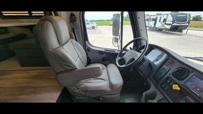 2022 Entegra Accolade 37L   - Photo 33 - Aurora, MO 65605