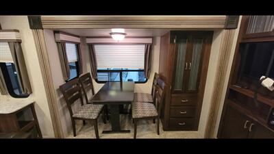 2017 HEARTLAND SUNDANCE 267RL   - Photo 17 - Aurora, MO 65605