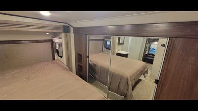 2017 HEARTLAND SUNDANCE 267RL   - Photo 29 - Aurora, MO 65605