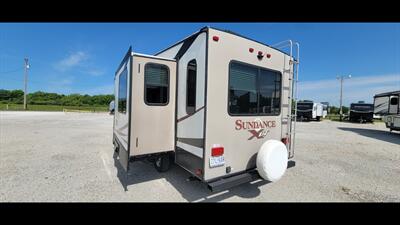 2017 HEARTLAND SUNDANCE 267RL   - Photo 6 - Aurora, MO 65605