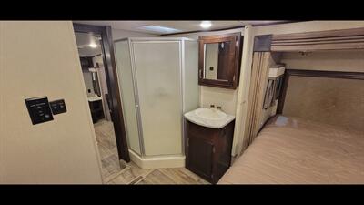 2017 HEARTLAND SUNDANCE 267RL   - Photo 27 - Aurora, MO 65605