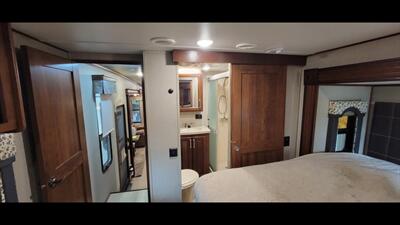 2017 KEYSTONE ALPINE 3401RS - Photo 46 - Aurora, MO 65605